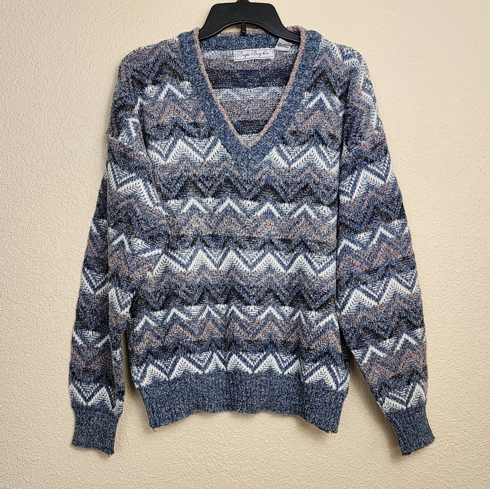 Bugle Boy Vintage Chevron Patterned V-neck Sweater